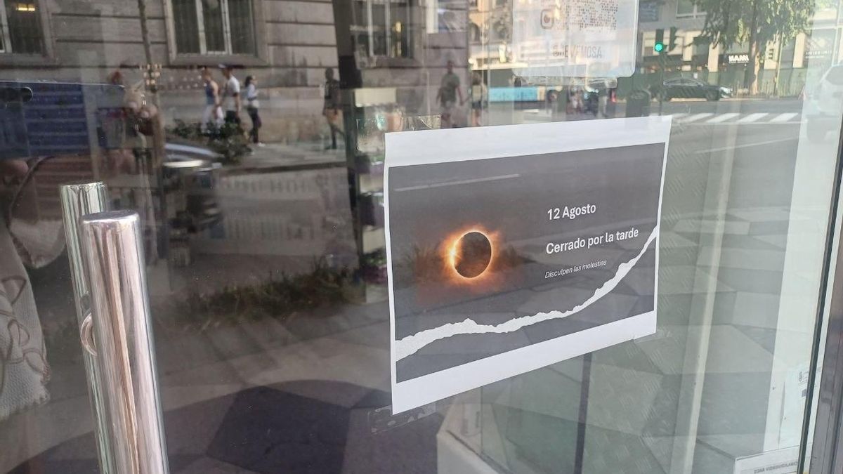 Algunos comercios han adelantado la hora de cierre a las siete de la tarde. Otros directamente han cerrado.