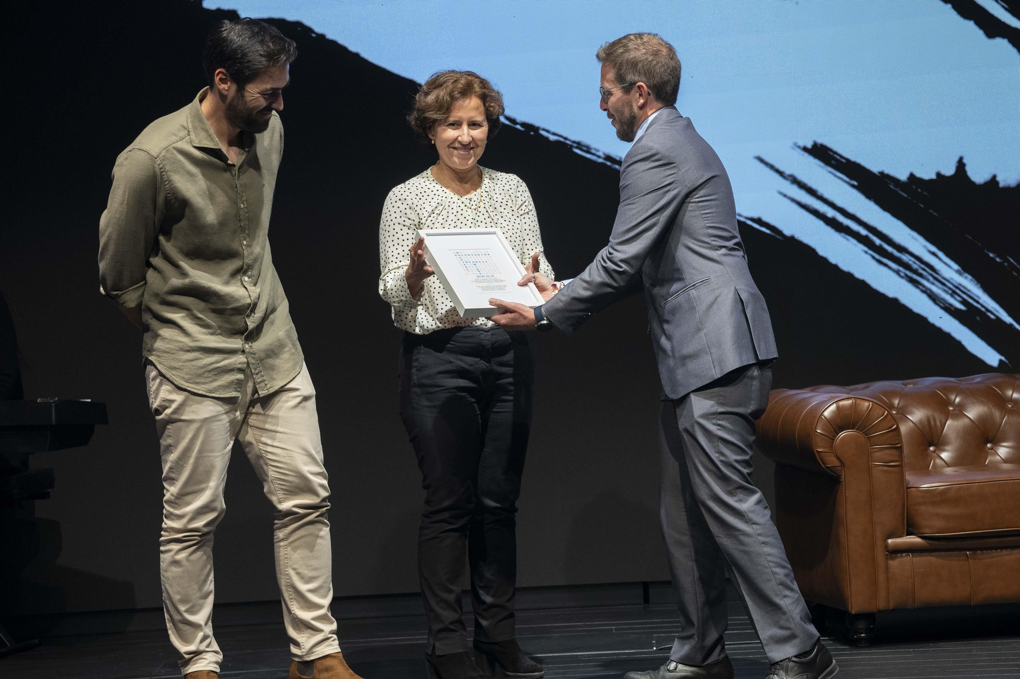 Rosa Romero y Curro Sepúlveda representaron a los sanitarios solidarios.