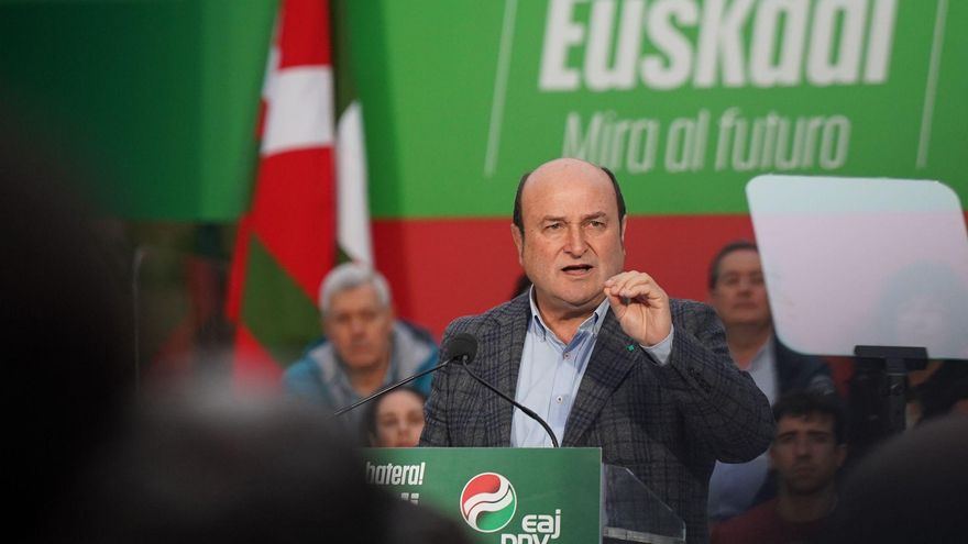 El PNV ataca por tierra, mar y aire a EH Bildu en el final de la campaña electoral vasca