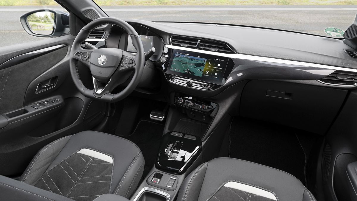 Puesto de conducción del nuevo Opel Corsa.