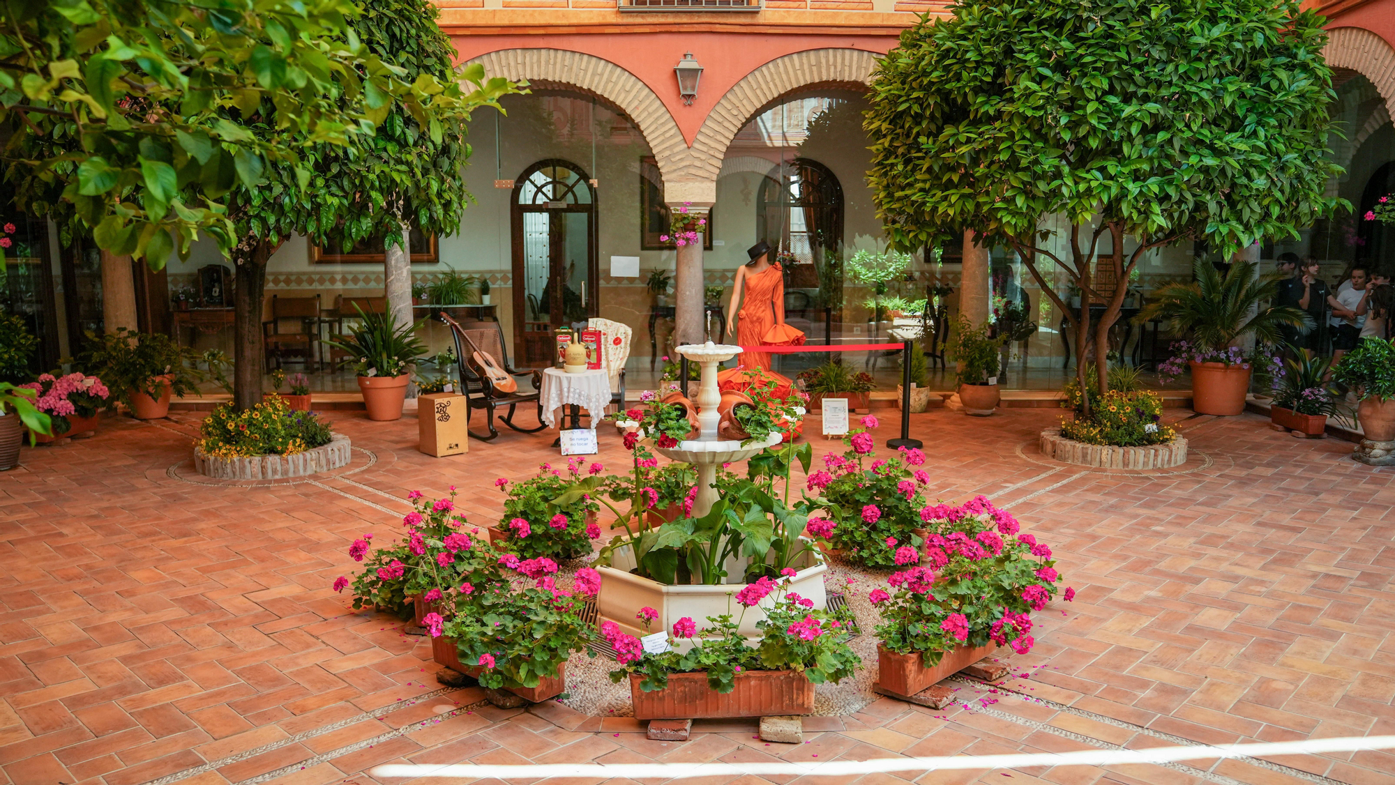 Patios 2026 Ruta 4 - Plaza de las Cañas, 3