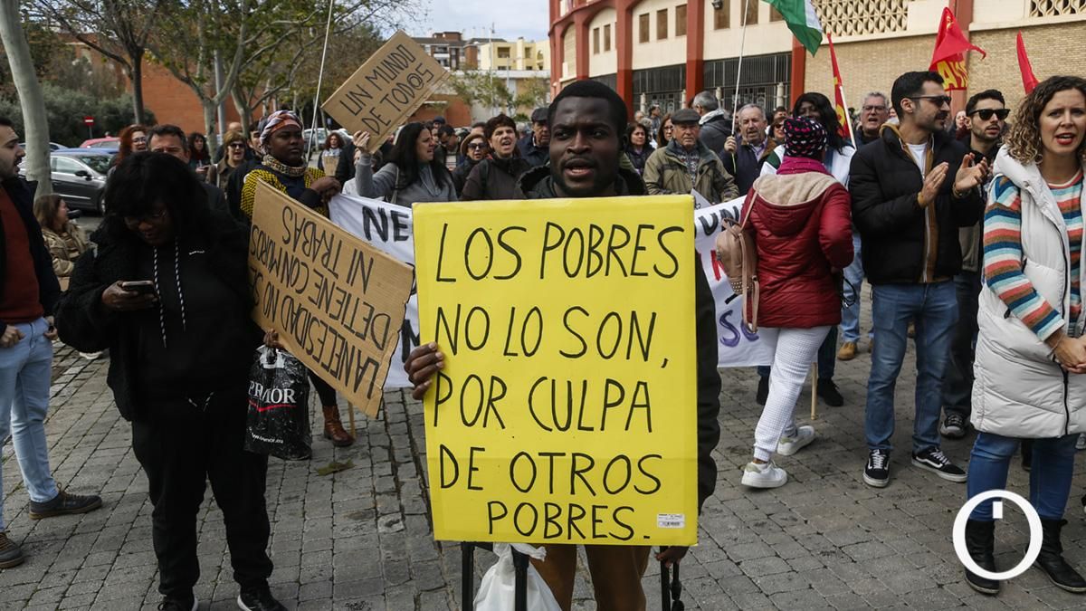 Manifestación de la asamblea antirracista por el derecho de las personas migrantes