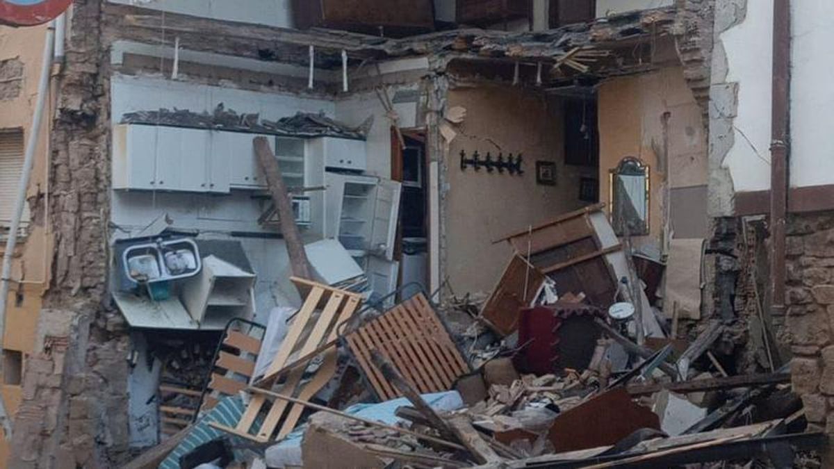 Colapsa por completo casa afectada por el derrumbe en Cenicero