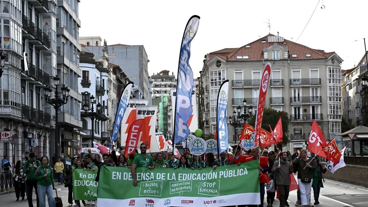 Foto de archivo de una manifestación por la enseñanza pública en Santander.