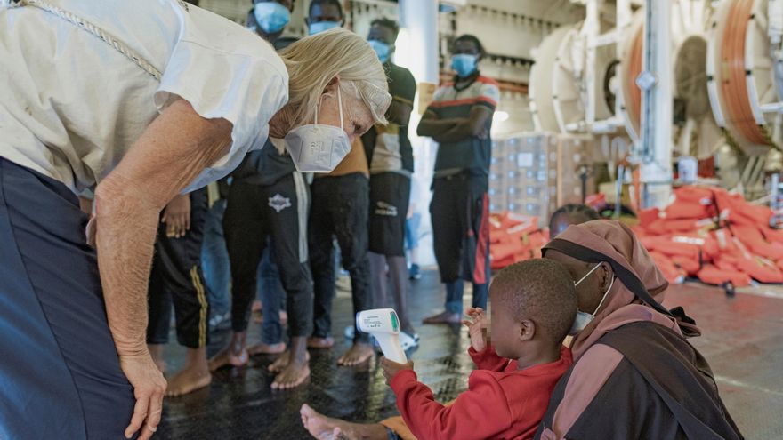 El barco de MSF con 365 migrantes llegará a Palermo tras recibir autorización
