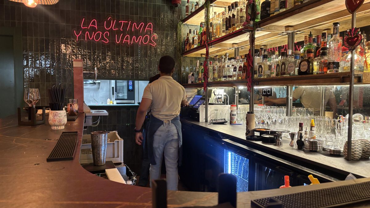 Trabajar en verano: la nueva prioridad de los jóvenes y una inversión de futuro
