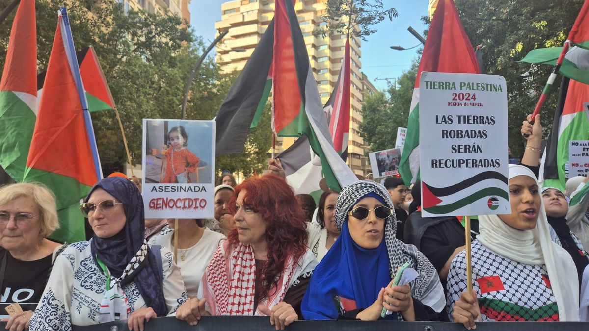 Manifestación en apoyo de Palestina en la Gran Vía de Murcia