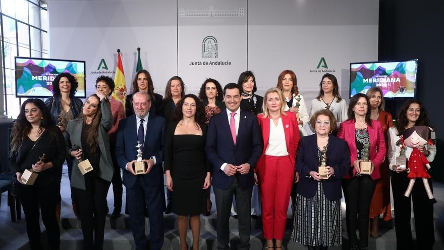 Moreno señala la igualdad como "asunto de Estado" y aboga por "un pacto andaluz" en los Premios Meridiana