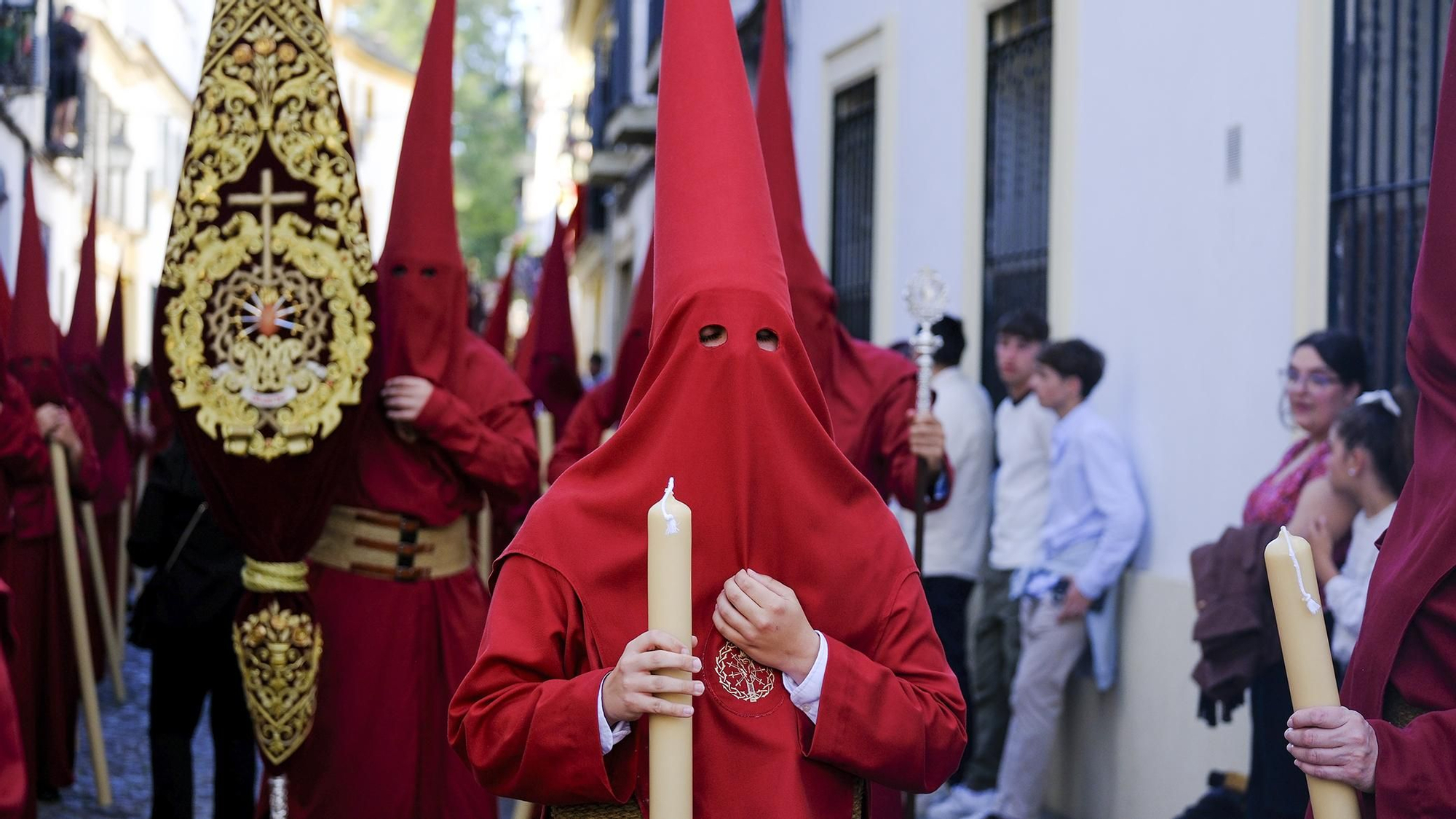 La estación de penitencia del Buen Suceso, en imágenes