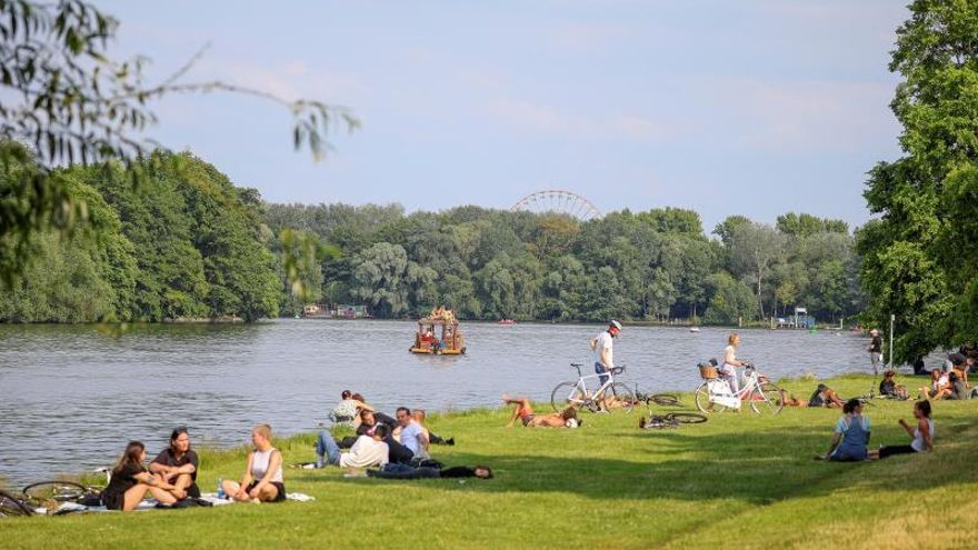 EFE/EPA/OMER MESSINGER