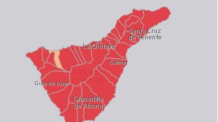 Número de contagios por municipios. Rojo, al menos un caso en la última semana; salmón, al menos un caso en los últimos 15 días