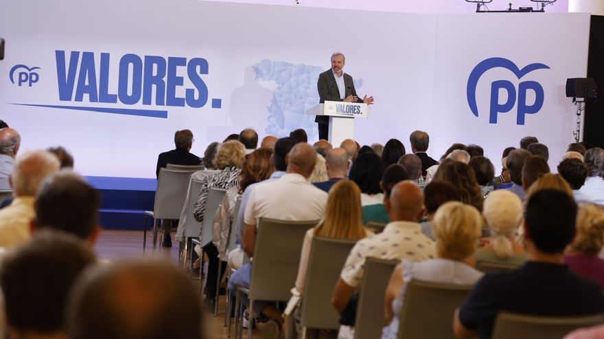 El presidente del PP Aragón, Jorge Azcón, este sábado en el mitin celebrado en Zaragoza