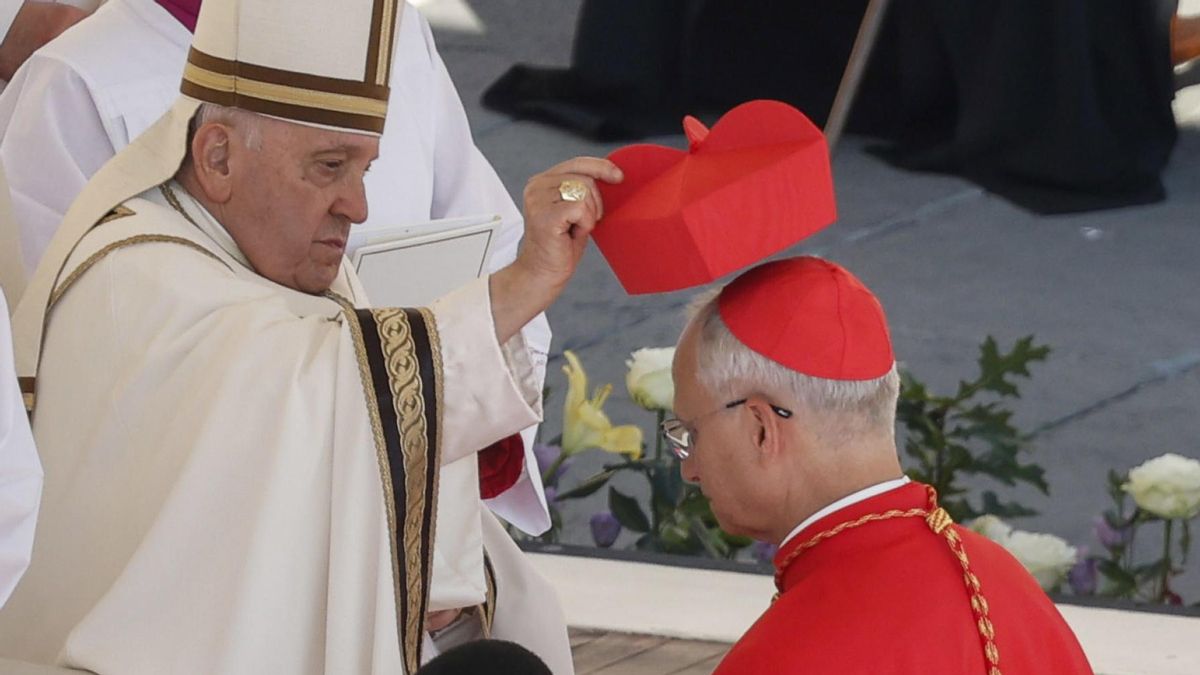 Robert Prevost, cuando fue ordenado cardenal por el papa Francisco, el 30 de abril de 2023.