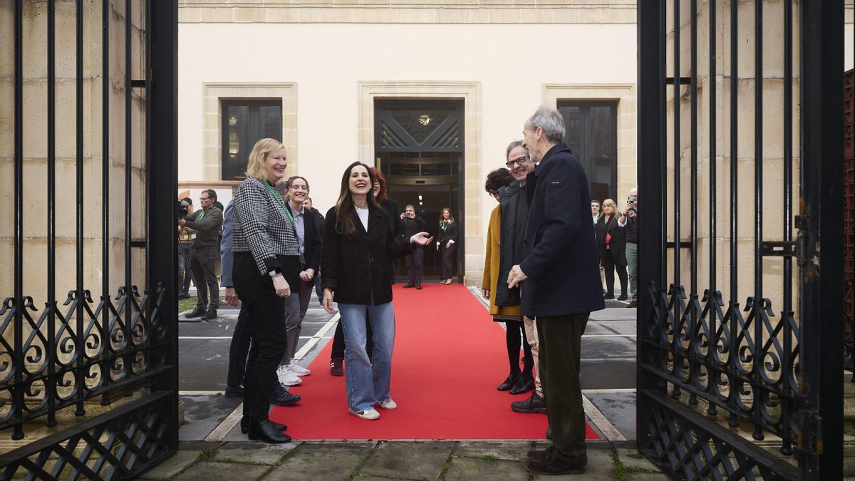 La presidenta, Bakartxo Tejeria