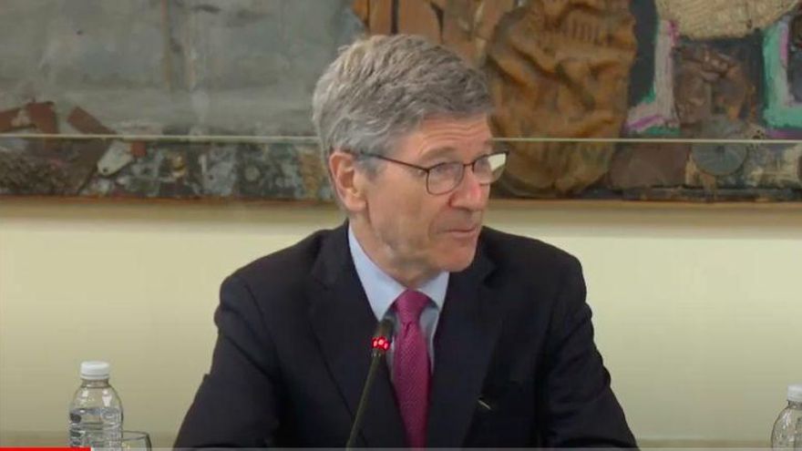 Jeffrey Sachs, profesor de Columbia: "Si mantienen la prudencia fiscal, la inflación puede reducirse"