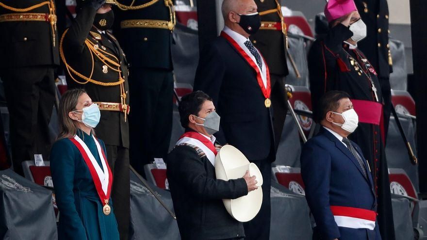 La visita de la presidenta del Parlamento de Perú al Congreso español abre una crisis política en el país andino