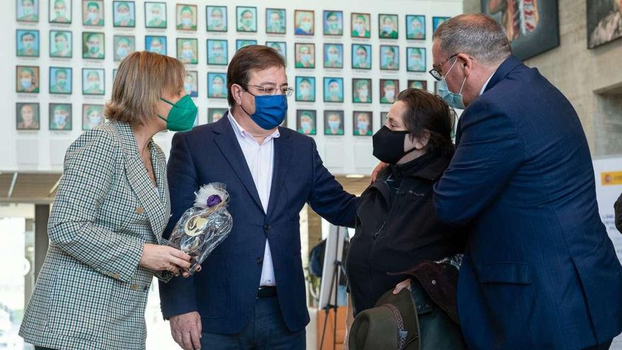 Vara descarta restricciones: "Es tiempo de responsabilidad individual y vacunas"