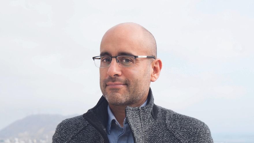 El escritor peruano Gustavo Rodríguez ganó el Premio Alfaguara de Novela 2023