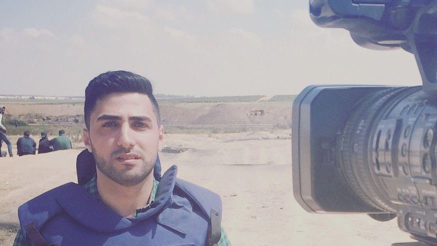 El periodista Mohamed Abu Safia, en Gaza.