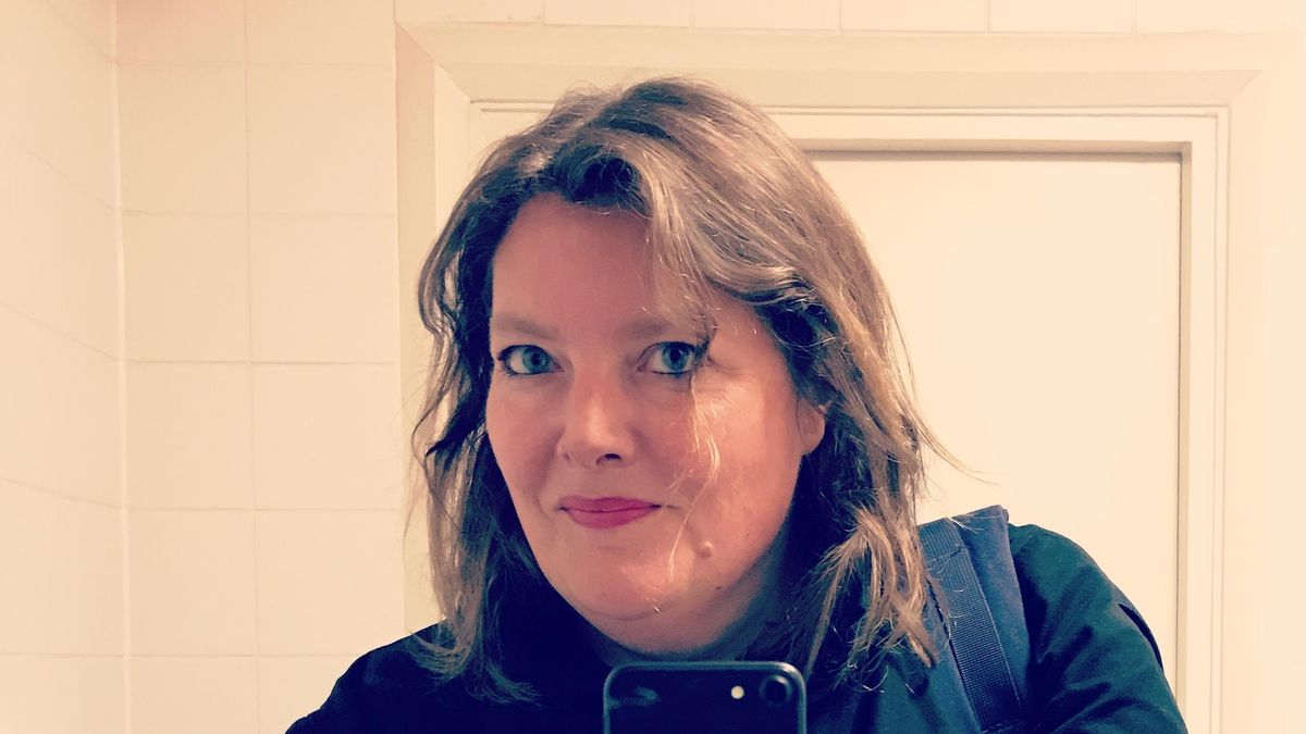 La autora de 'Atención radical' Julia Bell