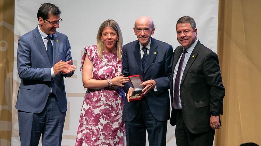 Virgen de las Viñas Bodega y Almazara, la cooperativa de vino más grande del mundo, medalla de oro de Tomelloso