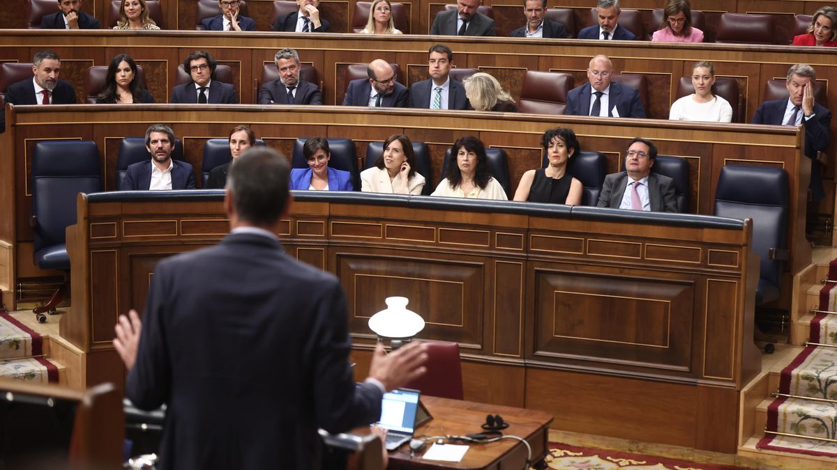 Pedro Sánchez interviene durante una sesión de control al Gobierno, en el Congreso de los Diputados, en junio de 2026, en Madrid.