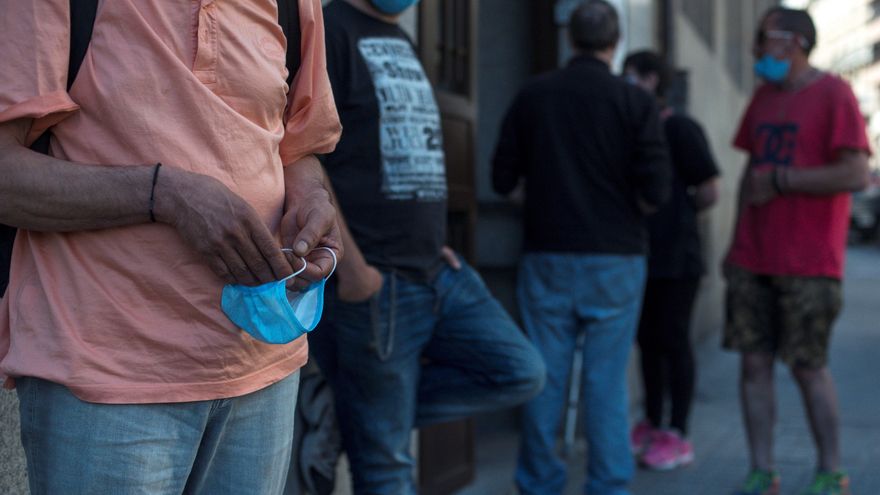 Los obstáculos del ingreso mínimo vital: la mitad de hogares atendidos por Cáritas no tenía información sobre la ayuda