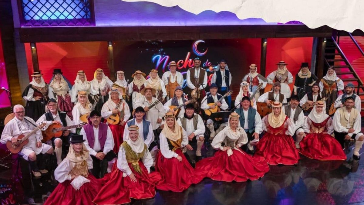 Imagen del cartel del  XXVIII Festival Aniversario de la Agrupación Folclórica Aduares.