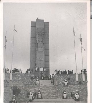 Inauguración del monumento a la memoria del General Mola en 1939