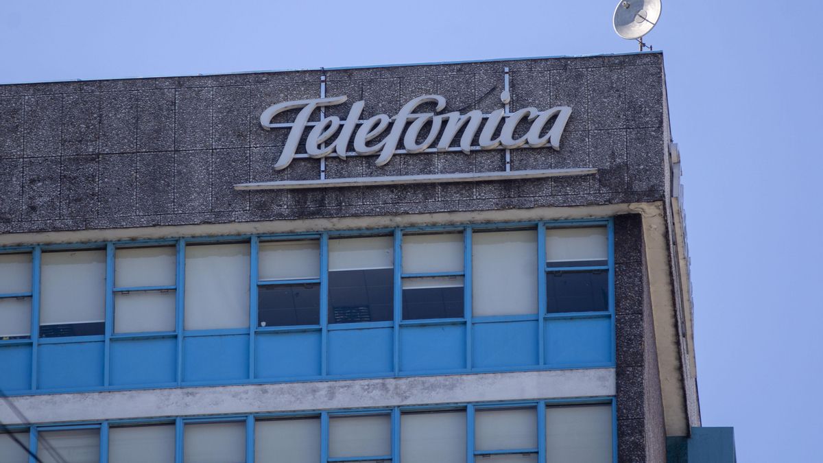 La empresa de telecomunicaciones Telefónica que fue comprada por Telecom Argentina.