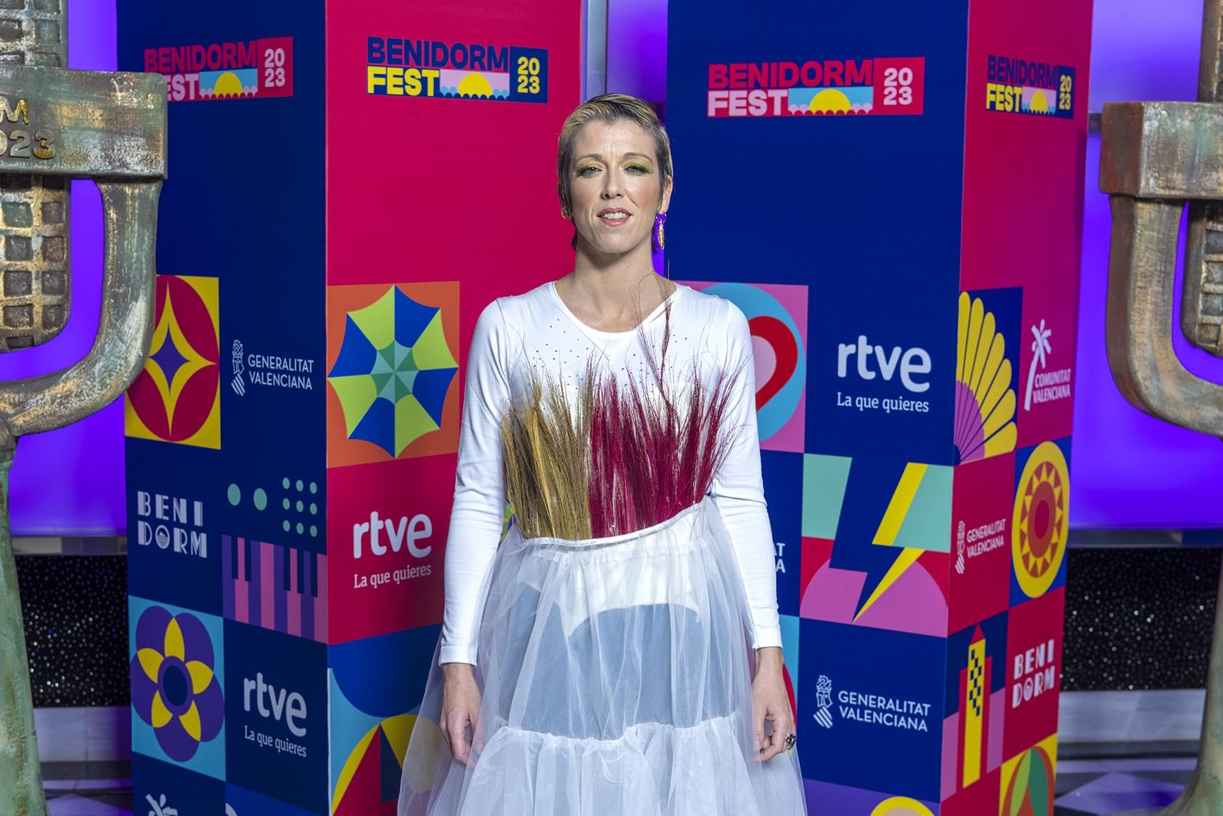 Karmento en la alfombra naranja del Benidorm Fest 2023