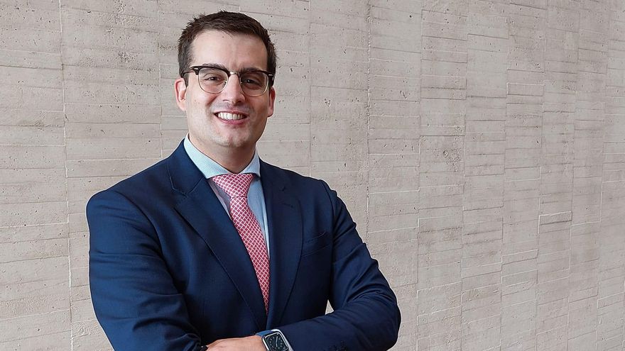 Dimite del letrado mayor de las Cortes de Castilla y León, investigado por acoso laboral, tras cuatro sentencias en contra