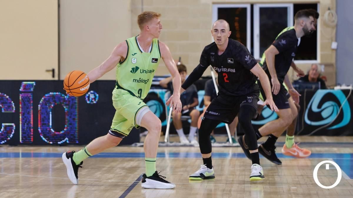 Lance del partido entre el Unicaja y el Covirán Granada