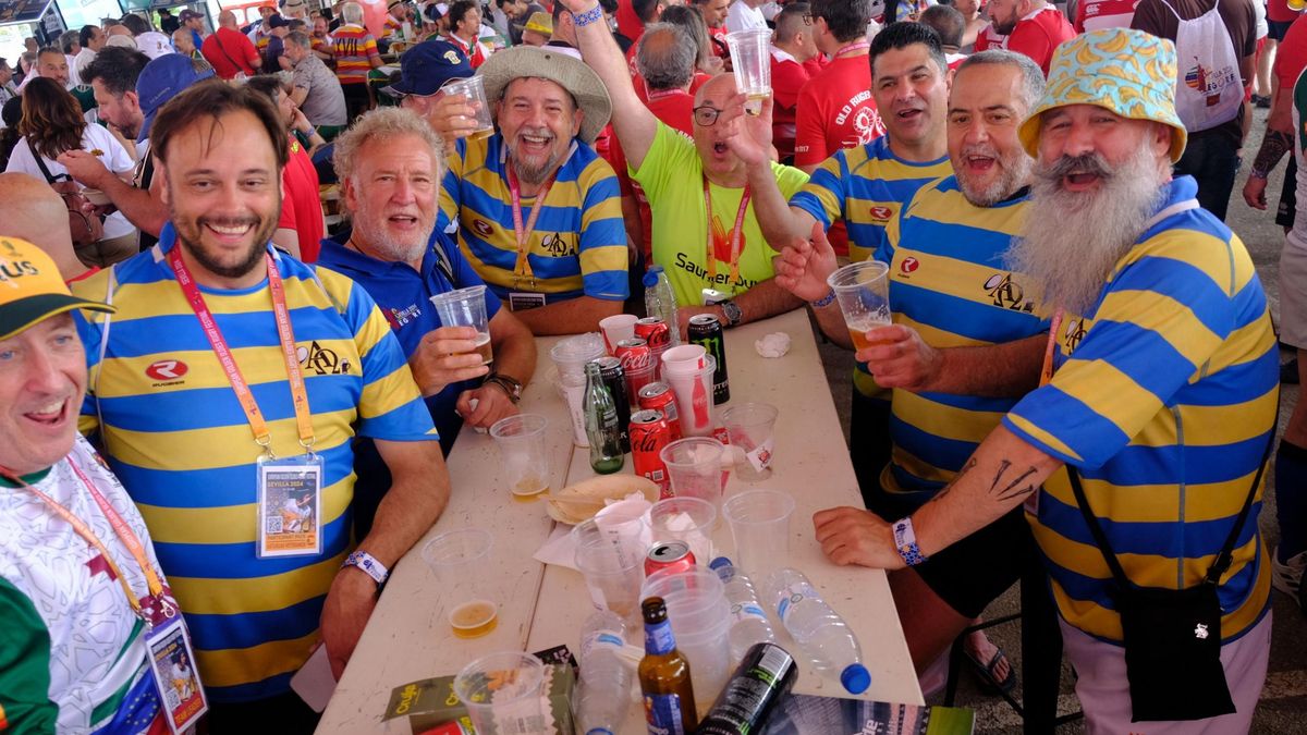 El Asturias Veteranos en pleno "tercer tiempo"