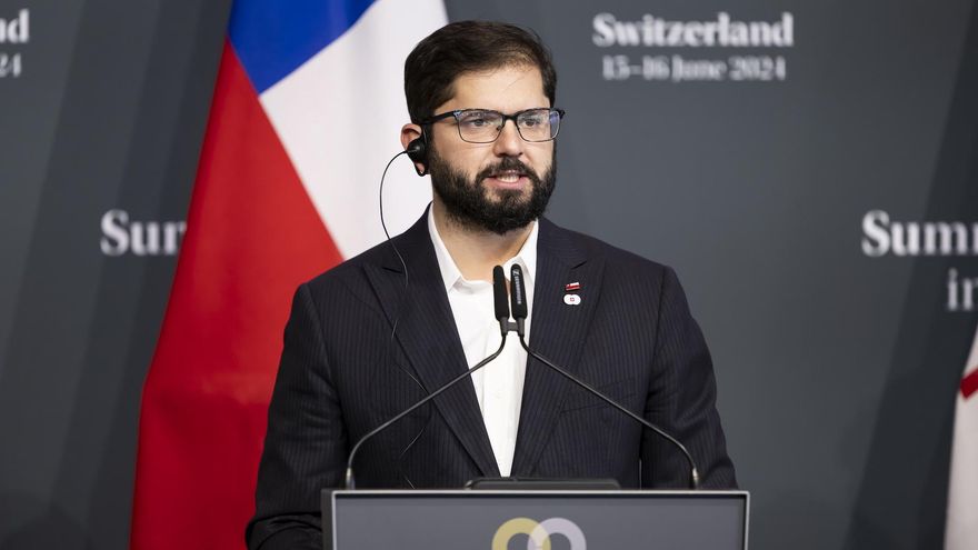 El Gobierno promete sacar unos paneles solares instalados por error en territorio chileno: “O lo vamos a hacer nosotros”, advirtió Boric