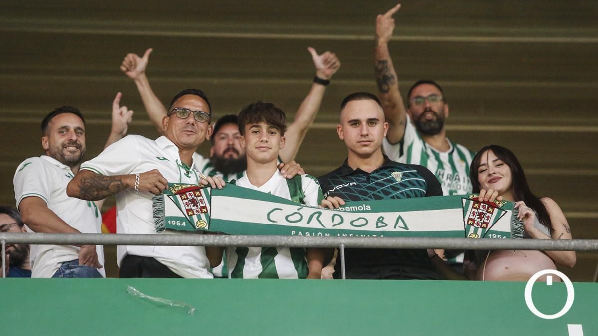 Grada Blanquiverde del Córdoba CF - Racing de Santander