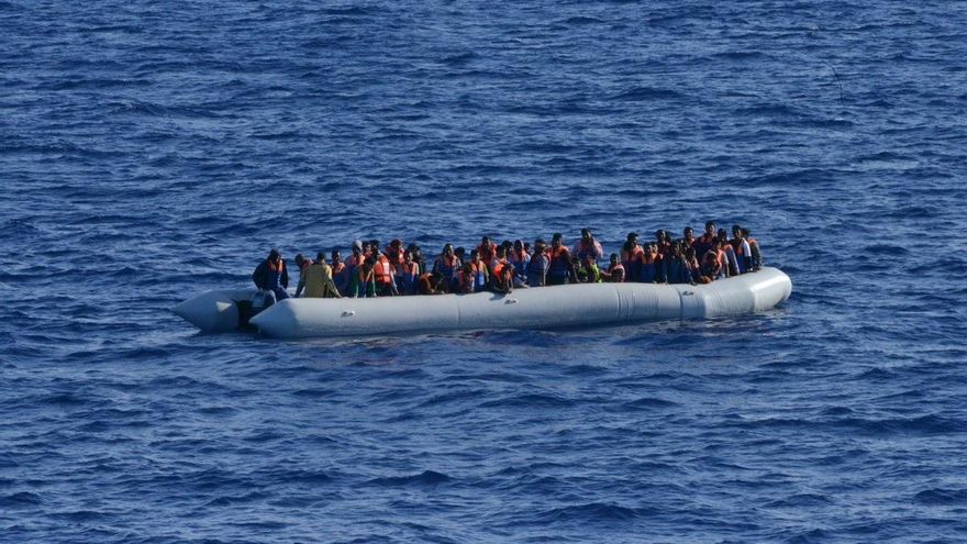 Archivo - Rescatados por la fragata española 'Canarias' en la Operación Sophia