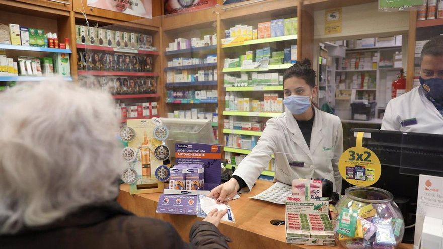 Así es la 'Botica Rural' que llevará a jóvenes farmacéuticos a la España vaciada