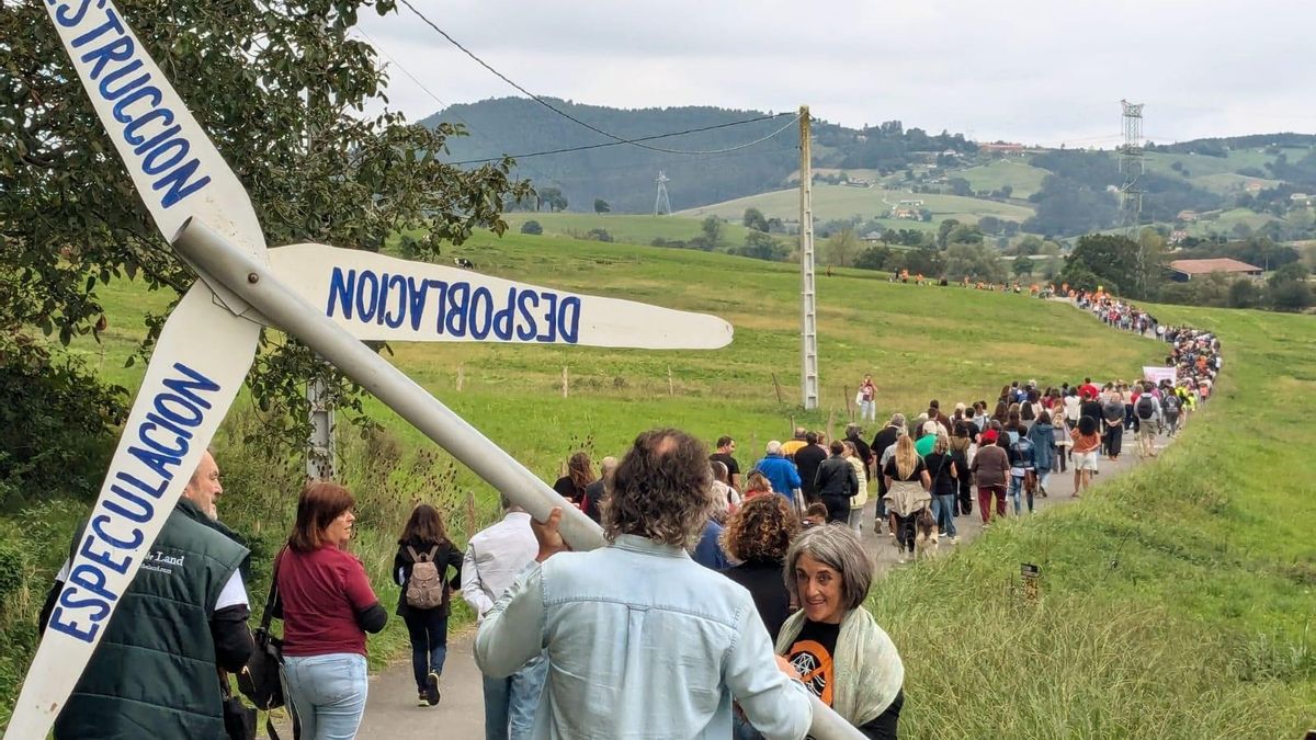 La Plataforma Son Gigantes reúne más de 5.100 alegaciones contra el parque eólico Briesa