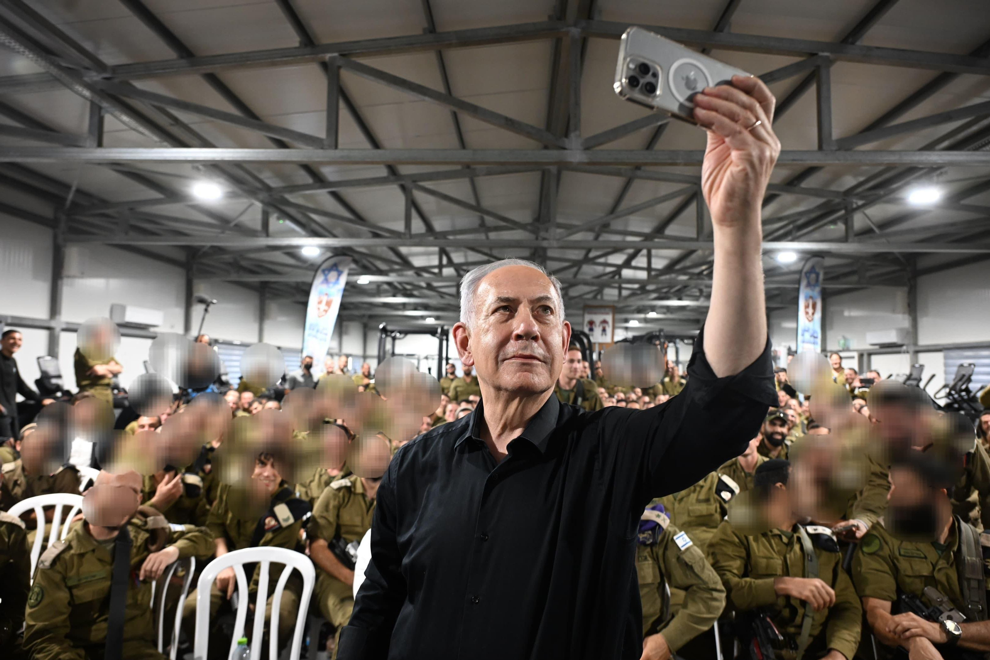 El primer ministro israelí, Benjamín Netanyahu, visita un centro de entrenamiento militar en el Valle del Jordán. EFE/ GPO 
