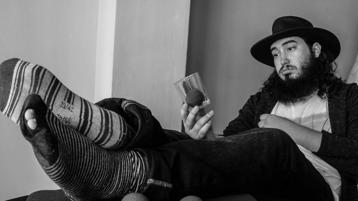 La magia de Andersen llega este domingo a San Feliz de Torío con el espectáculo de Xulio Merino