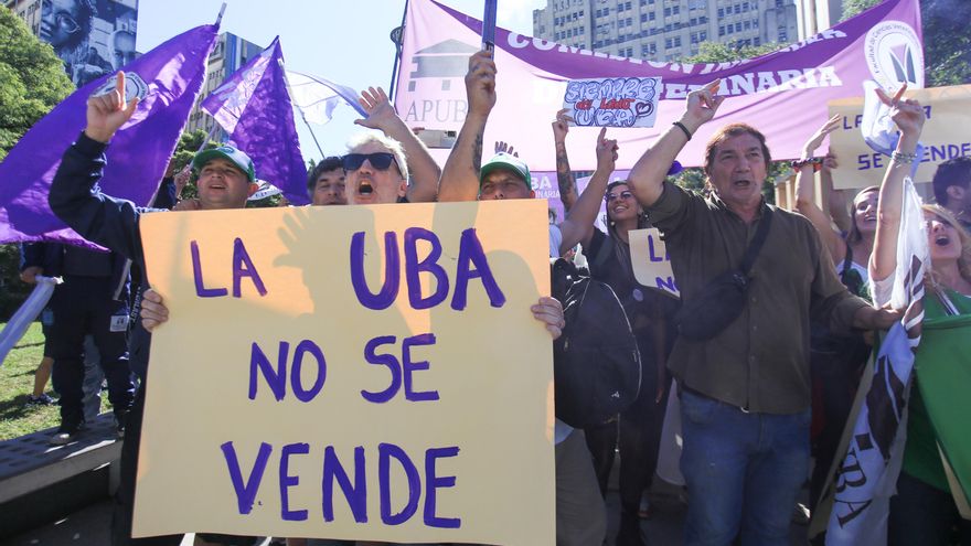 Sin Presupuesto 2025 a la vista, los universitarios vuelven a marchar a Plaza de Mayo