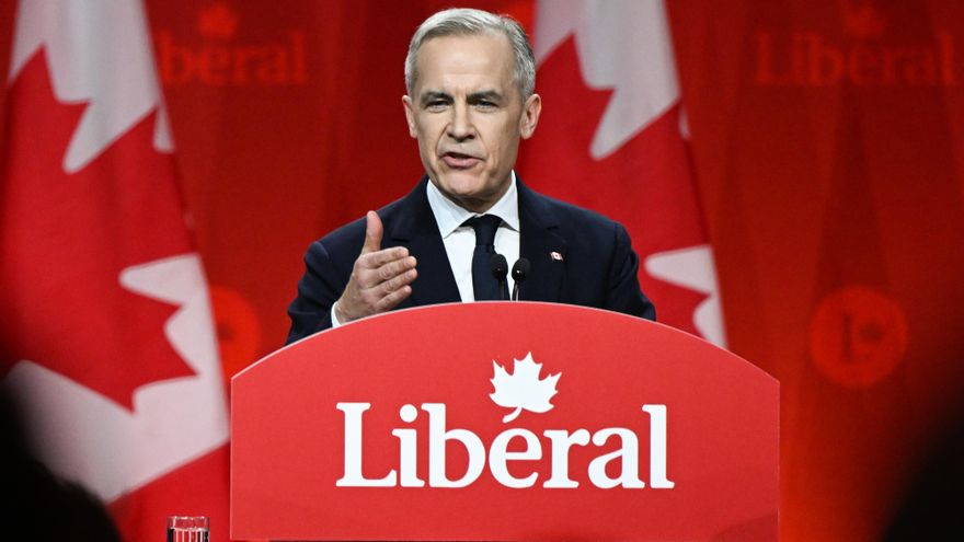Quién es Mark Carney, el "tipo aburrido" que sustituye a Justin Trudeau en Canadá con el reto de "plantar cara al matón" de Trump