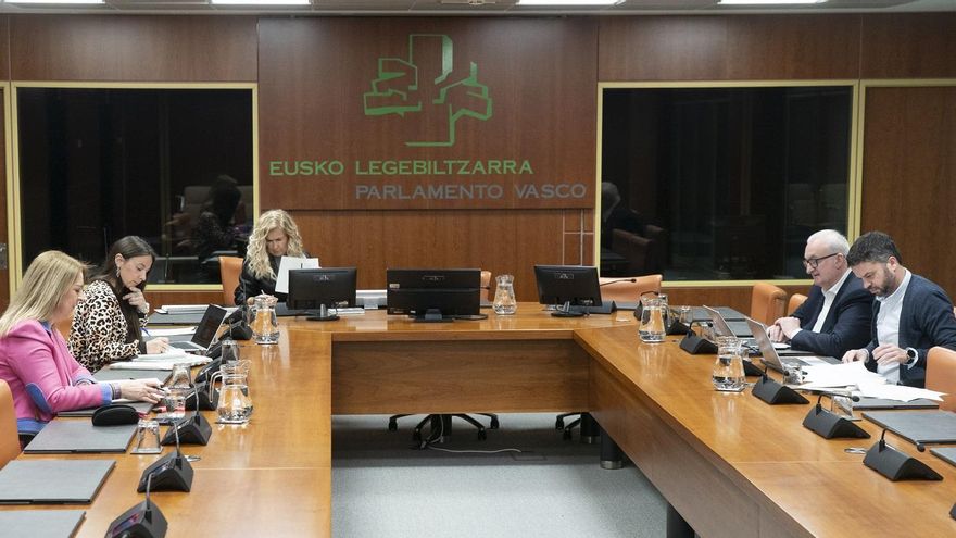 PNV y PSE-EE aceptan que la autoridad de transparencia se elija en el Parlamento Vasco y con mayoría reforzada
