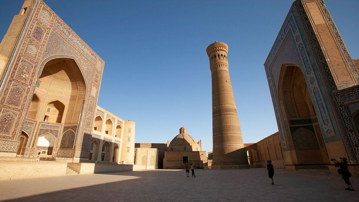 Bujará y ‘la cúpula’ del Islam en Asia Central: los encantos de la joya discreta de la Ruta de la Seda