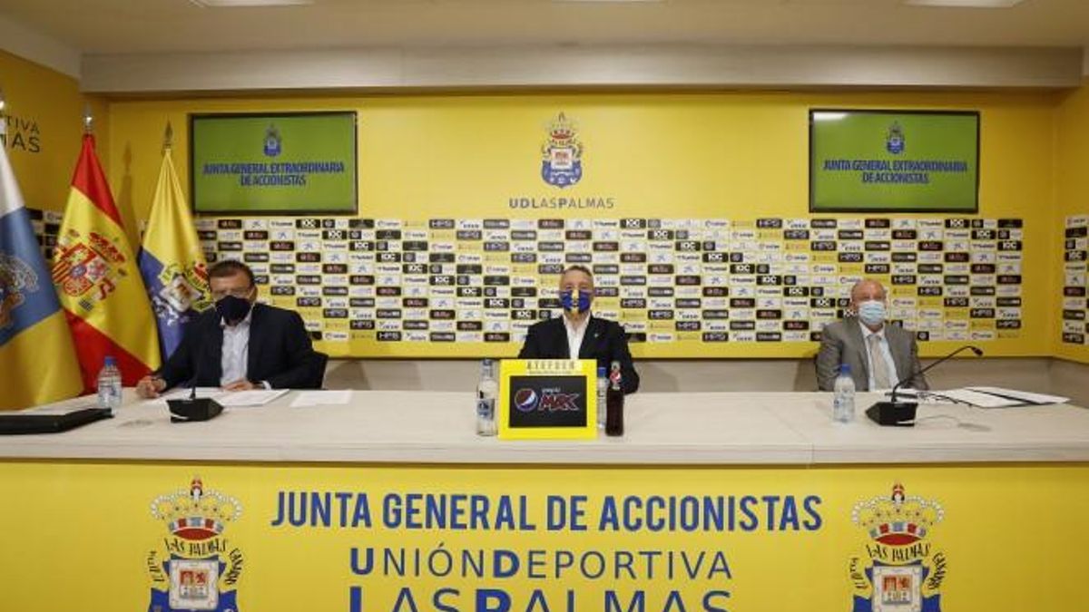 Imagen de la Junta General amarilla de este miércoles.