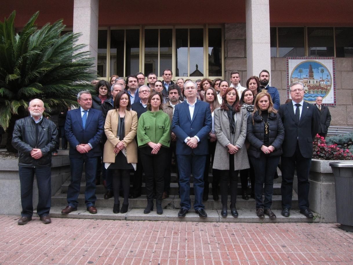 Las instituciones condenan los atentados de Bruselas y se solidarizan con víctimas y familiares