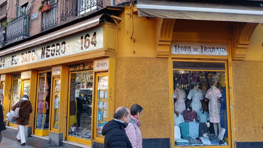 El Gato Negro, vistiendo a los trabajadores desde 1929: “Antes la gente llevaba el mono azul durante todo el día"
