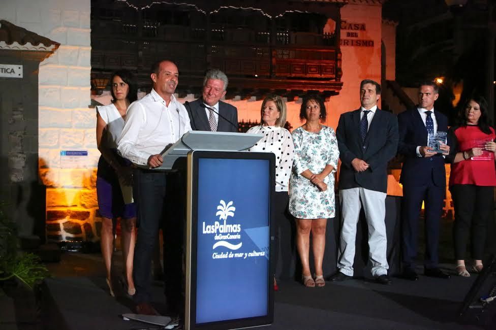 Acto de entrega de los Reconocimientos Turísticos de LPGC 2015. (ALEJANDRO RAMOS)