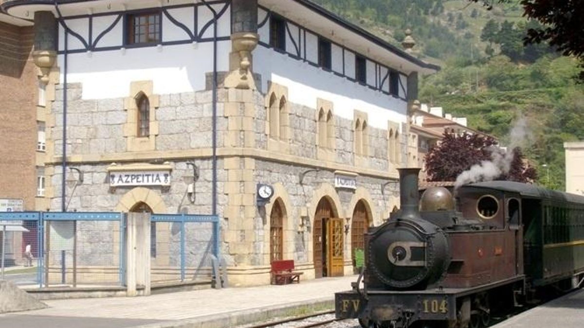 El servicio de trenes de vapor del museo de Euskotren registra 14.960 viajeros en 2015, la cifra más alta de su historia